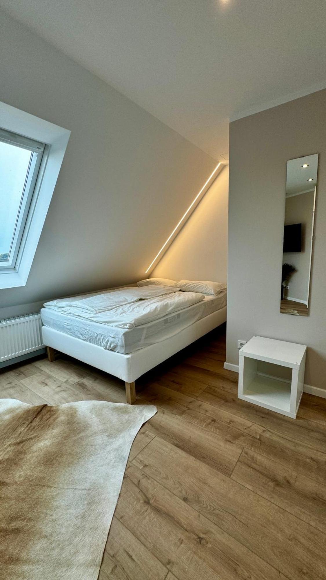 Stylisches Nahe Messe & Baldeneysee - Ruhig & Perfekt Angebunden Apartment *